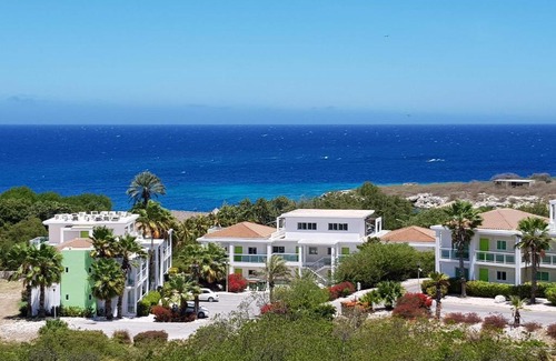 Piscadera Apartamento | Fabulous Ocean View Apartment in Secure Resort, 5 min Walk to Beaches & Restaurants