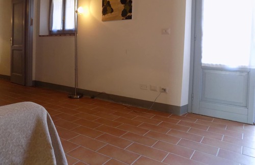 Montegabbione Casa | Fabulous one bedroom haven surrounded by vineyards, Wifi, A/C