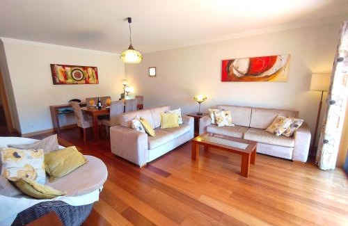 Montechoro Apartamento | Fabulous Sunny Pool&Garden Condo by BeCherish