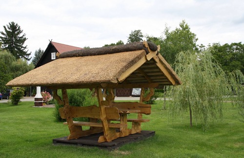 Burg Apartamento | Fabulous vacation apartment "Wassermann" - FeWo am Schiemenzfliess