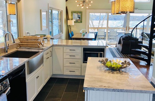 Yarmouth Port Cabaña | ⭐️FABULOUS-WATERFRONT⭐️3bdrm 2bth. Kayaks & Firepit⭐️