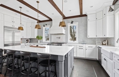 Grand Beach Casa | Fabulously Styled Lakehouse Near Beach w/ Hot Tub
