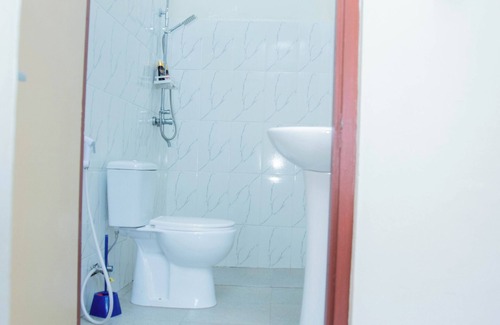 Moshi Hotel | Fabuluos B&B in Kilimanjaro Region - Room 1