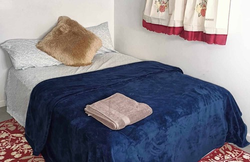 Weequahic Casa | Fada Guest House Bergen St Newark NJ