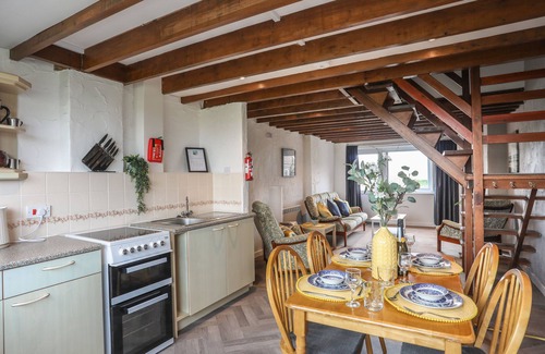 Llanengan Cabaña | FADRUN - 3 TY'N DON, pet friendly in Abersoch