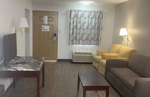 McDonough Hotel | FairBridge Inn & Suites McDonough
