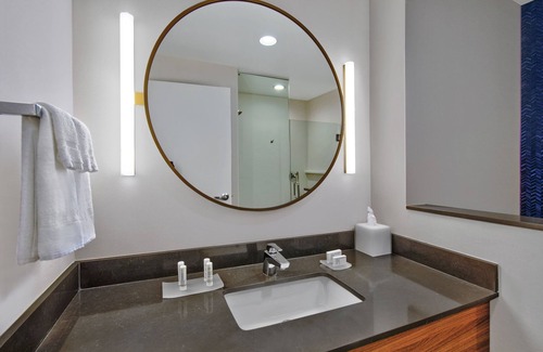 Florida Central Atlantic Coast Hotel | Fairfield by Marriott Inn & Suites Orlando at FLAMINGO CROSSINGS(r) Town Center