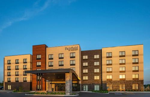 Gravenhurst Hotel | Fairfield by Marriott Inn & Suites Gravenhurst Muskoka