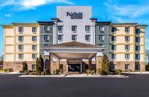 Greensboro Hotel | Fairfield by Marriott Inn & Suites Greensboro Coliseum Area
