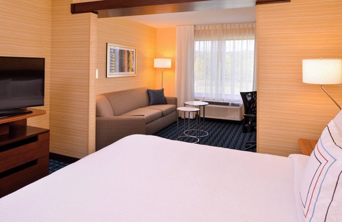 Plymouth Hotel | Fairfield by Marriott Inn & Suites Plymouth White Mountains