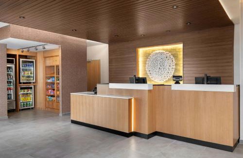 I-435 West KC-KS Hotel | Fairfield by Marriott Inn & Suites Kansas City at The Legends