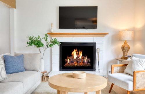 Fairfield Casa | Fairfield Cottage -Top Rated Gem, Fire Pit, Near Beach, 90 Min to NYC
