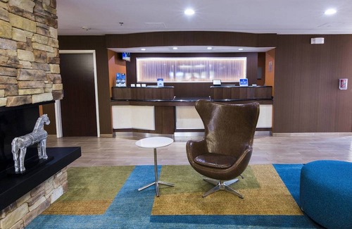Greenbrier East Hotel | Fairfield Inn and Suites By Marriott Chesapeake