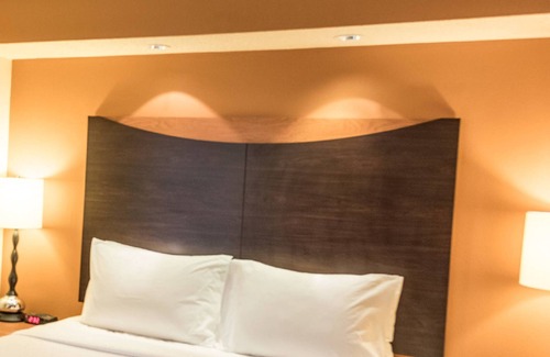 Norton Shores Hotel | Fairfield Inn and Suites by Marriott Muskegon Norton Shores