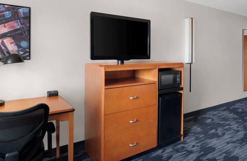 Dupont Hotel | Fairfield Inn and Suites by Marriott Denver Airport