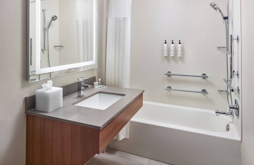 McDonough Hotel | Fairfield Inn and Suites by Marriott Atlanta McDonough