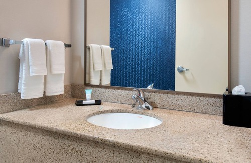 Queens Hotel | Fairfield Inn by Marriott LaGuardia Airport/Flushing