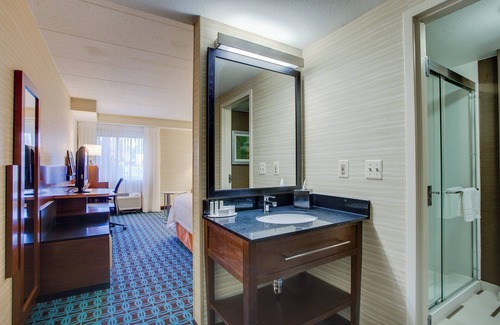 Williston North Hotel | Fairfield Inn by Marriott Burlington Williston