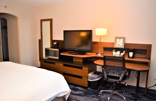 Riverside Hotel | Fairfield Inn Marriott Corning