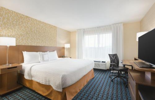 South Hills Hotel | Fairfield Inn & Suites by Marriott Pittsburgh Airport/Robinson Township