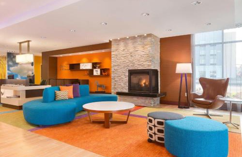 South Hills Hotel | Fairfield Inn & Suites by Marriott Pittsburgh Airport/Robinson Township