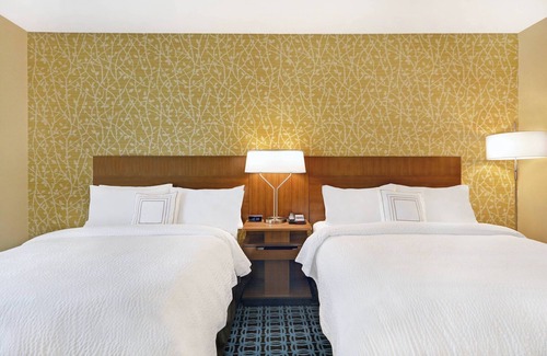 Richmond Hill Hotel | Fairfield Inn & Suites Savannah SW/Richmond Hill