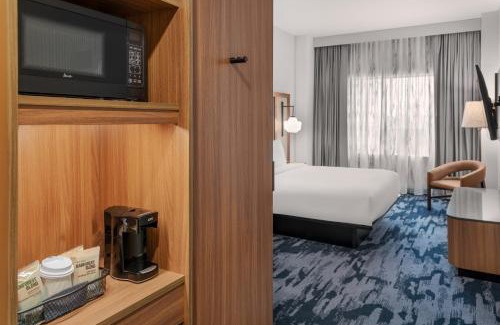 Rainey Street Historic District Hotel | Fairfield Inn & Suites Austin Downtown