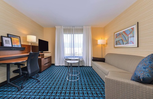 Coralville Hotel | Fairfield Inn & Suites by Marriott Coralville