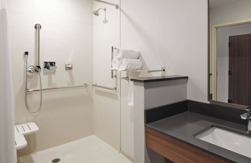 New Albany Hotel | Fairfield Inn & Suites by Marriott Louisville New Albany IN