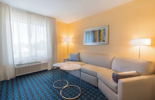 Gaylord Hotel | Fairfield Inn & Suites by Marriott Gaylord