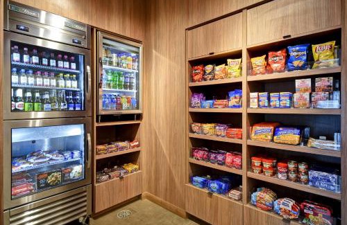 Glendale Hotel | Fairfield Inn & Suites by Marriott Milwaukee North