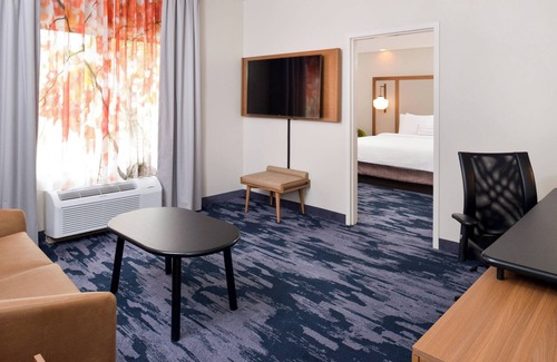 North Arlington Hotel | Fairfield Inn & Suites by Marriott Arlington Six Flags