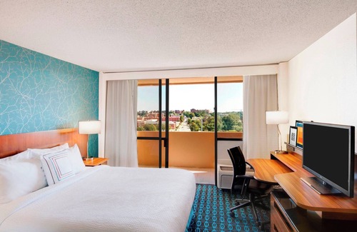 Second Ward Hotel | Fairfield Inn & Suites by Marriott Charlotte Uptown