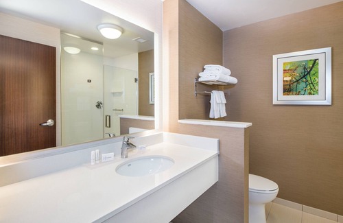 Downtown Dayton Hotel | Fairfield Inn & Suites by Marriott Dayton