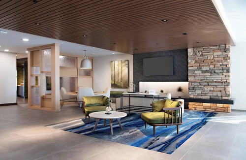 Dayton Hotel | Fairfield Inn & Suites by Marriott Dayton North