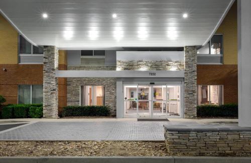 Lithonia Hotel | Fairfield Inn & Suites by Marriott Atlanta Stonecrest