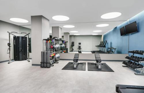 Chelsea Hotel | Fairfield Inn & Suites by Marriott New York Midtown Manhattan/Penn Station