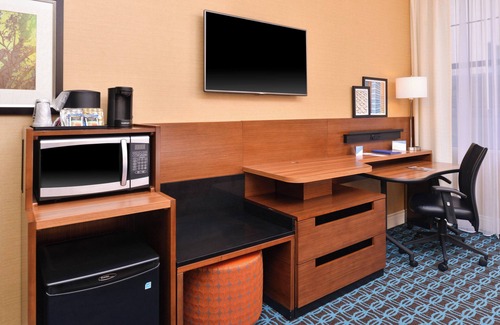Downtown Albany Hotel | Fairfield Inn & Suites by Marriott Albany Downtown