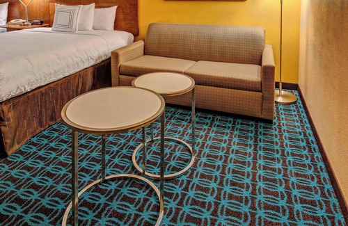 Florida Center Hotel | Fairfield Inn & Suites by Marriott Near Universal Orlando