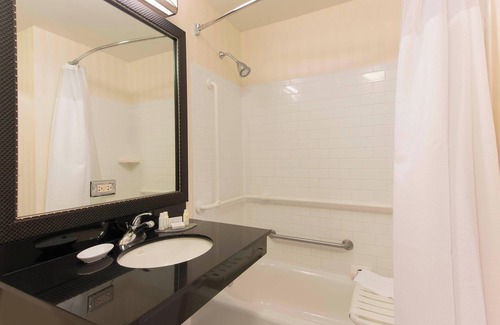 NoDo District Hotel | Fairfield Inn & Suites by Marriott Omaha Downtown