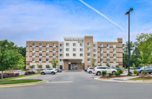 Southwest Raleigh Hotel | Fairfield Inn & Suites by Marriott Raleigh Cary
