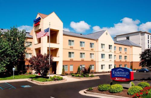 Bloomington Hotel | Fairfield Inn & Suites by Marriott Bloomington