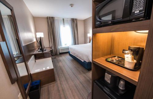 Huntsville Hotel | Fairfield Inn & Suites by Marriott Huntsville