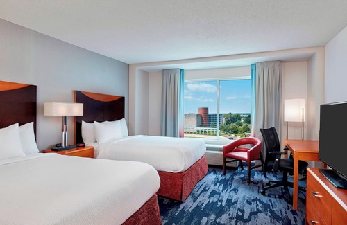 Downtown Indianapolis Hotel | Fairfield Inn & Suites by Marriott Indianapolis Downtown