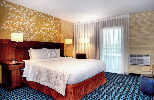 Montebello Hotel | Fairfield Inn & Suites Los Angeles Rosemead