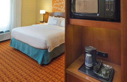 Monaca Hotel | Fairfield Inn & Suites Monaca