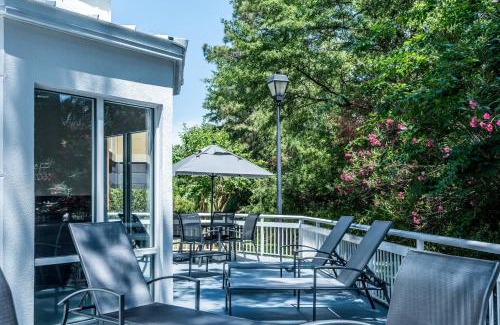 Savannah Hotel | Fairfield Inn & Suites Savannah I-95 South