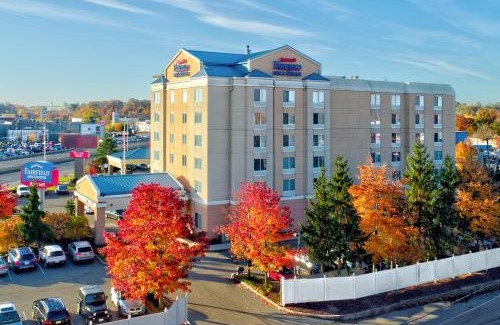 Avenel Hotel | Fairfield Inn & Suites Woodbridge