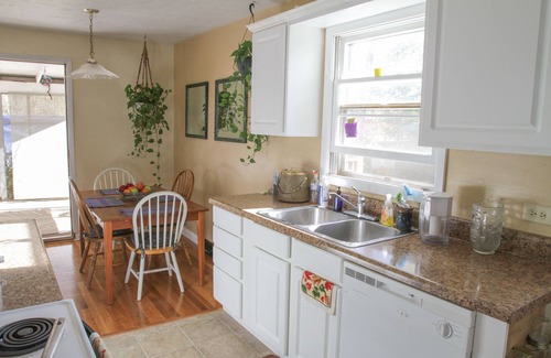 Woolen Mills Casa | Fairhaven Guesthouse