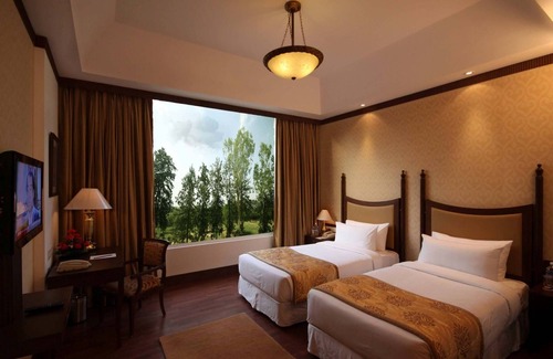 Sat Bari Hotel | FAIRLIE HOTEL&RESORTS
